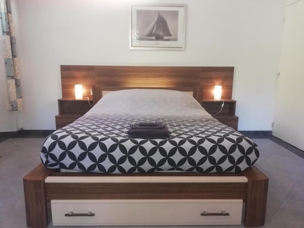 Chambre D'Hotes De La Roche Tremblante Huelgoat Exteriér fotografie